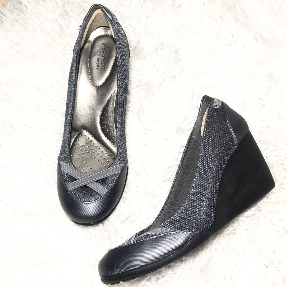 Slightly Worn Dexflex Sport Wedge Shoes Size 6.5